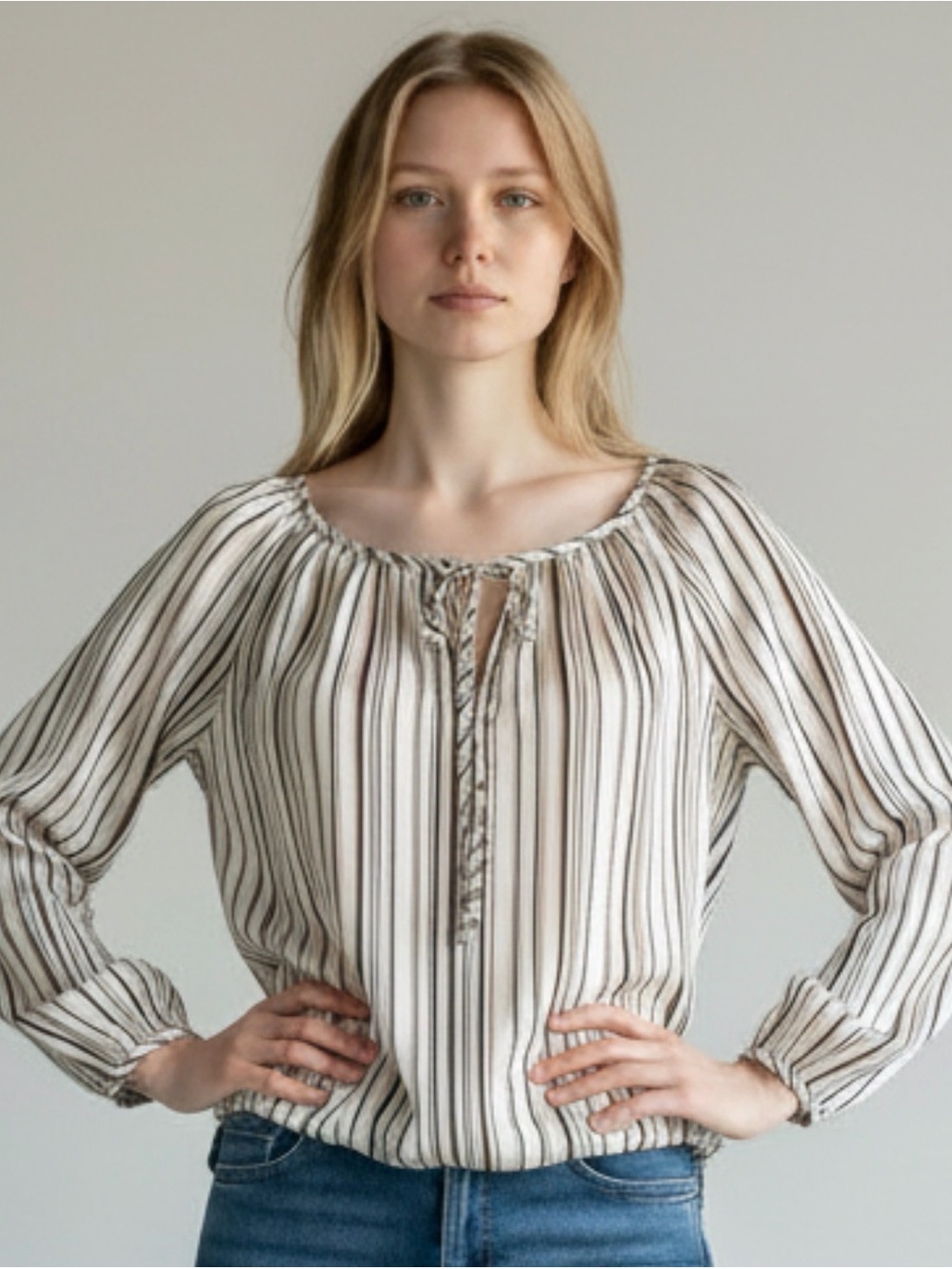White House Black Market blouse - Picture 9 of 9